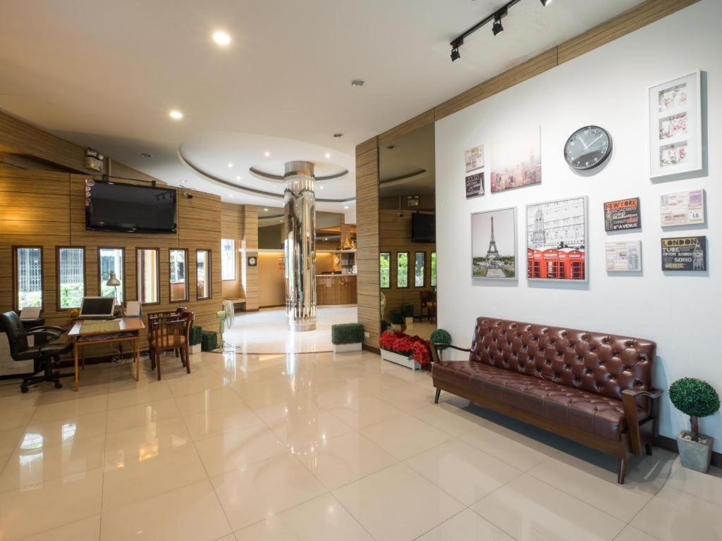 New Suanmali Hotel Bangkok Ngoại thất bức ảnh