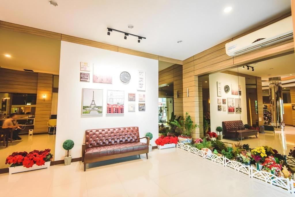 New Suanmali Hotel Bangkok Ngoại thất bức ảnh