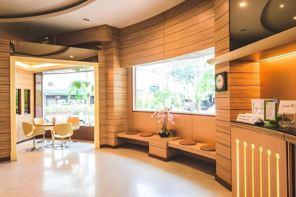 New Suanmali Hotel Bangkok Ngoại thất bức ảnh