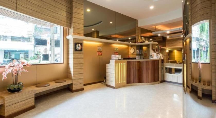 New Suanmali Hotel Bangkok Ngoại thất bức ảnh