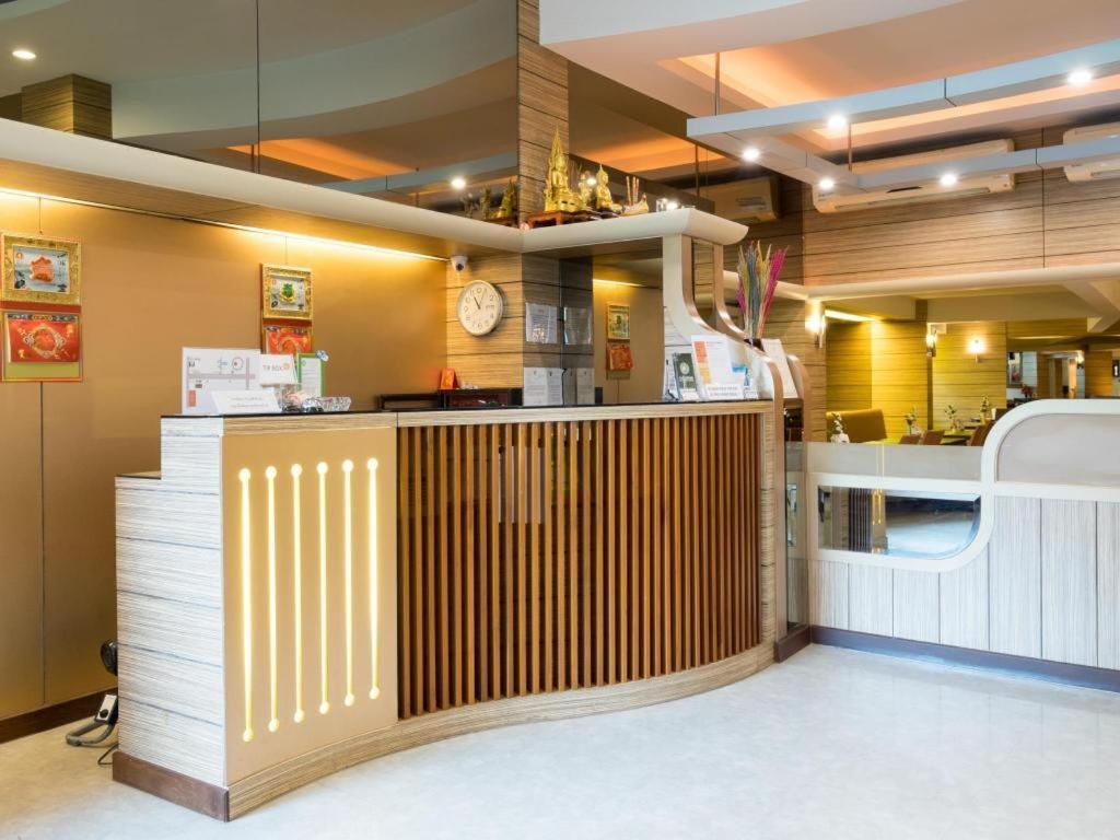 New Suanmali Hotel Bangkok Ngoại thất bức ảnh